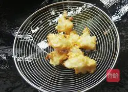 Illustration of how to make fried white radish balls 6