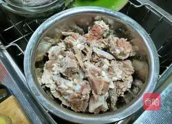 Illustration of how to cook mutton in sauce 2