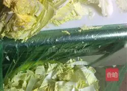 Pictures of how to make kimchi 4