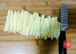 Illustration of how to make homemade French fries 2