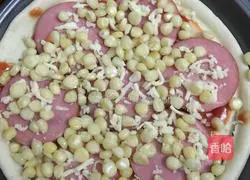 Home Pizza Recipe Illustration 3