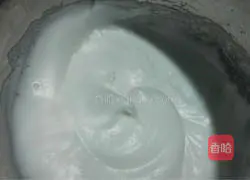 Illustration of how to make jam cake roll 1