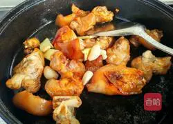 Illustration of Braised Pork Claws 9