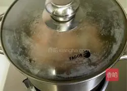 Illustration of how to make braised chicken with scallion oil 5