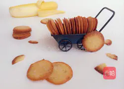 Illustration of how to make banana pancakes 8