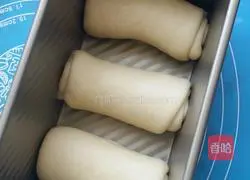 Illustration of how to make soft toast 7