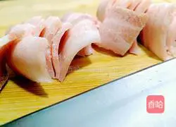 Illustration of how to cook pork belly with kimchi 2