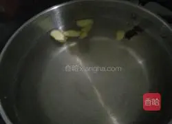 Illustration of how to make vermicelli radish meatball soup 3