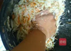 Illustration of how to make carrot ball cake 8