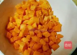 Illustration of how to make sesame sauce, scallion oil, sausage and steamed noodles 2