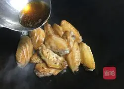 Illustration of braised chicken wings 3