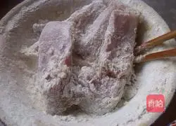 Illustration of how to make spicy fish cubes 3