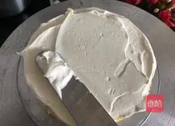 Illustration of how to make fruit tree birthday cake 10