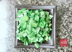 Illustration of home-style braised sesame seeds 4