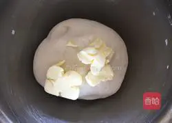 Illustration of how to make light butter bread 2