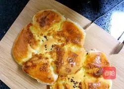 Illustration of how to make coconut bread 17