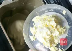 Illustration of how to make original flower-shaped bread 3