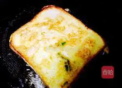 Illustration of how to roll bread and eggs 5