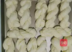 Coconut twist bread recipe 14