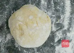 Illustration of how to make Chinese coconut bread 3