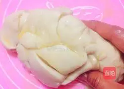 Illustration of how to make small bread 5