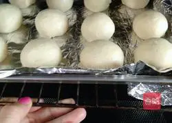 Illustration of how to make small bread 12