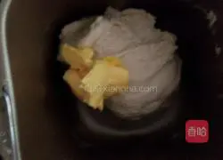 Illustration of how to make bean paste ring bread 3