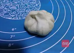 Illustration of making butter-free meat floss bread 17