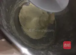 Fashionable Mom teaches you how to make chives Illustration of how to make cheese bread 4