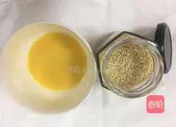 Illustration of how to make hot dog rolls 7