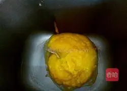 Illustration of how to make pumpkin bean paste bread 3