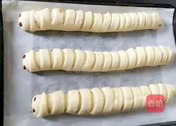 Caterpillar bread recipe 13