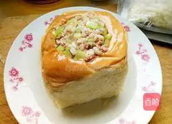 Cheese Baked Bread Box Recipe Illustration 4