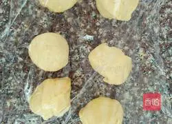 Caterpillar Bread Recipe Illustration 7