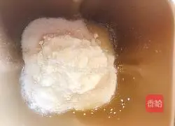 Soft chives and meat floss Illustration of how to make bread 3