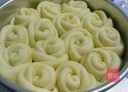 Rose bread recipe illustration 10