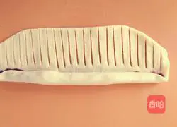 Caterpillar bean paste bread recipe 4