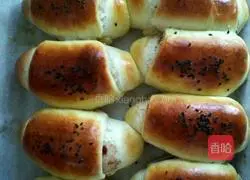 Illustration of how to make butter bean paste buns 14