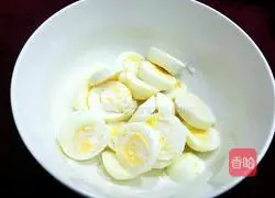 Illustration of how to make money eggs 6
