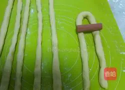 Illustration of how to make cute little rabbit bread 11