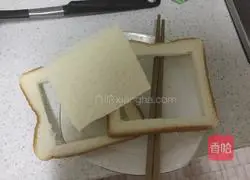 Illustration of how to make simple fried bread 1