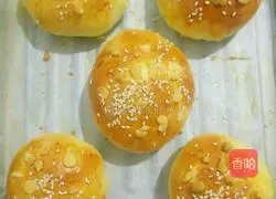 Illustration of how to make raisin soufflé buns 15