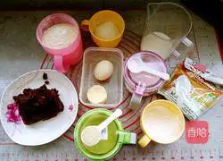 Illustration of how to make bean paste roll flower bread 1