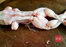 Illustration of how to make fried bullfrog with green pepper 4