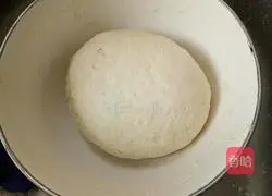 Illustration of how to make bunny butter bread 1