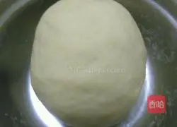 Illustration of how to make cheese and meat floss bread 3