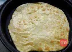 Illustration of how to make egg hand-shredded pancakes 11