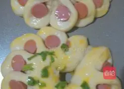 Ham Sausage Flower Bread Illustration of how to do it 13