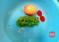 Illustration of how to make fruit salad 3