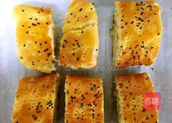 Illustration of how to make meat floss rolls 18